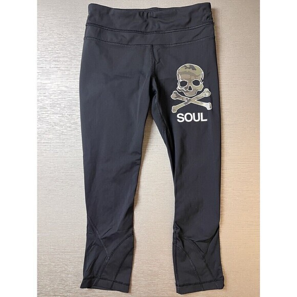 LULULEMON x SOULCYCLE Run Inspire Crop Pants Black Green Camo Skull Size 4 EUC - Picture 1 of 7